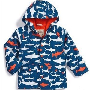 Hatley Size 6 Waterproof Rain Coat Jacket Shark Print Snap Button Pockets